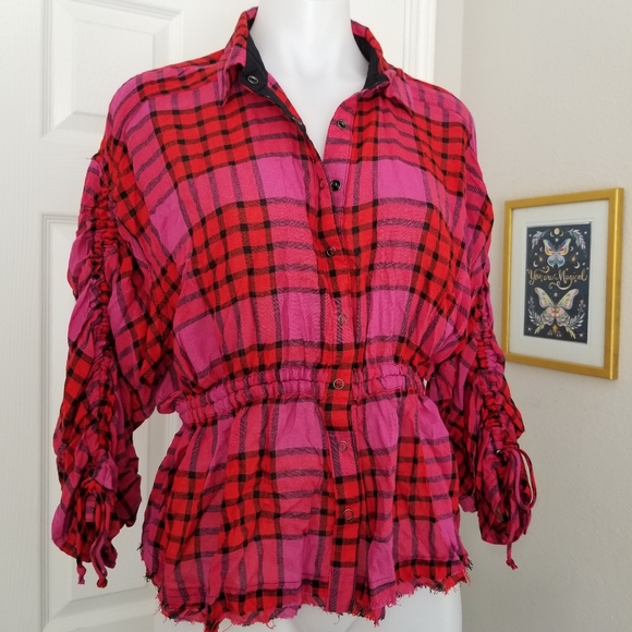 Free People Tops - Free People Red & Pink Plaid Shirt XS NWT Adjustable Cinch Waist Arms Frayed Hem